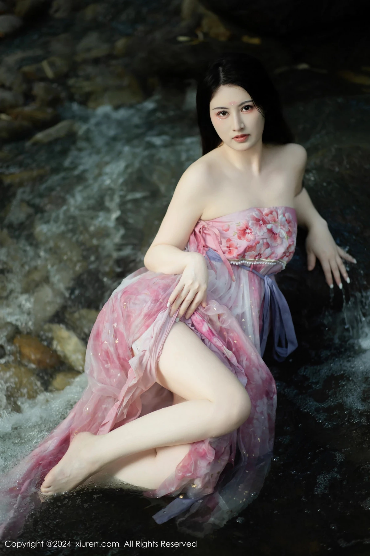 图片[27]-[XiuRen秀人网]第9100期诗诗写真-秀人集