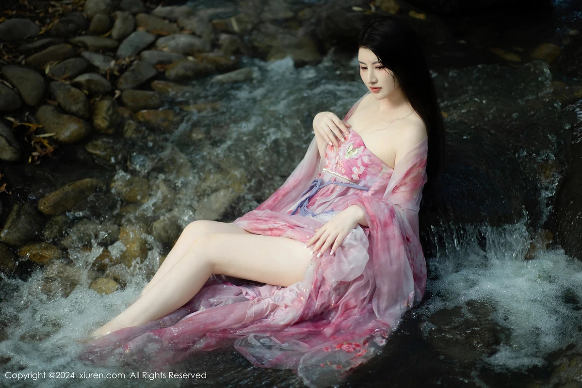 图片[25]-[XiuRen秀人网]第9100期诗诗写真-秀人集