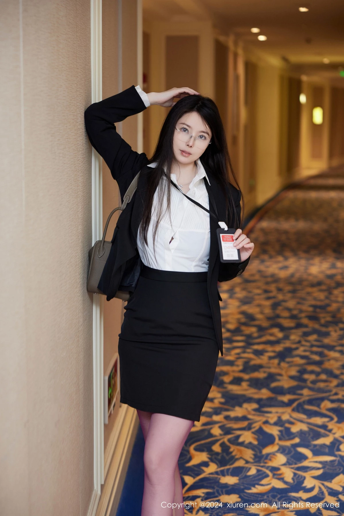 图片[4]-[XiuRen秀人网]第9131期白茹雪写真-秀人集