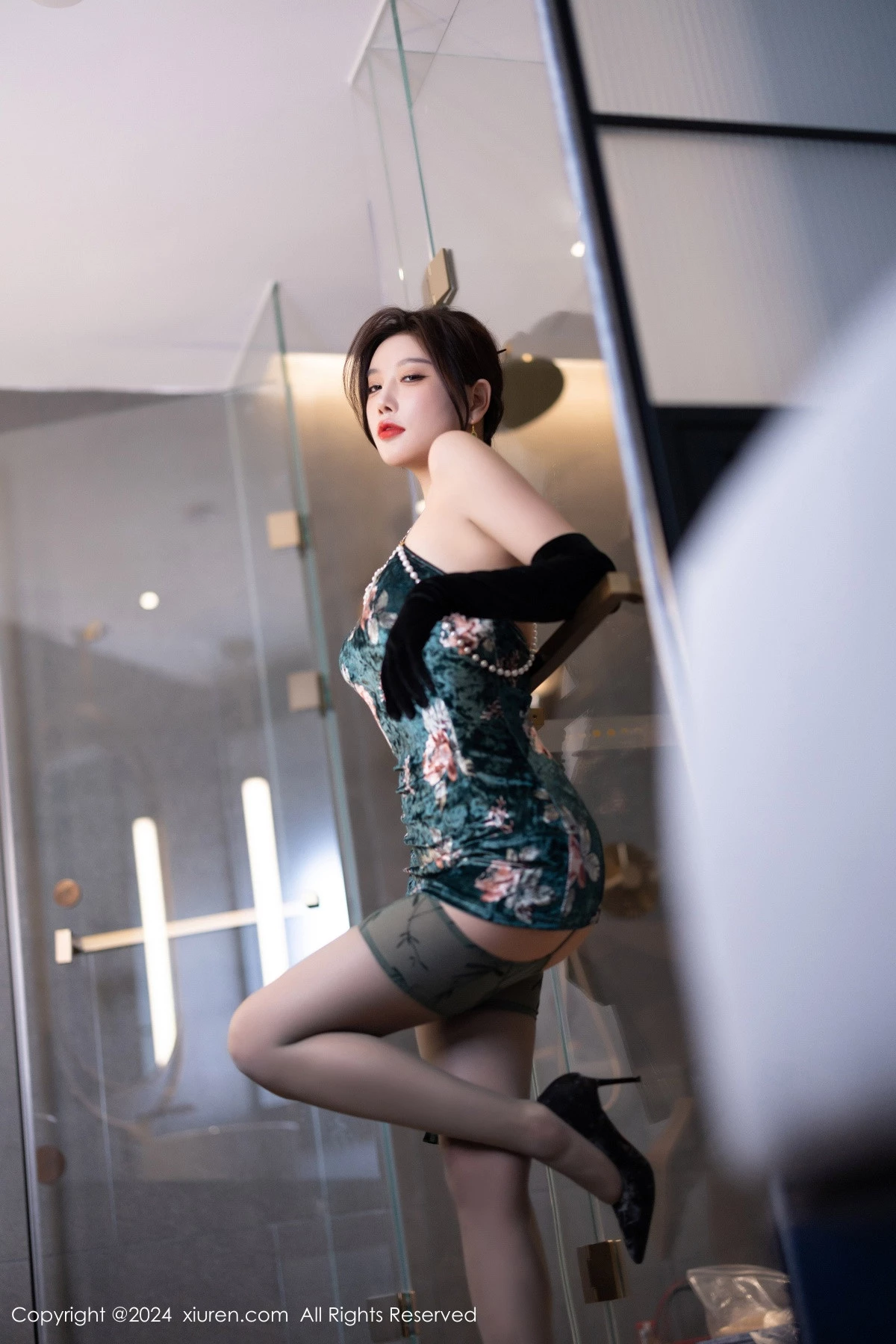 图片[11]-[XiuRen秀人网]第9165期杨晨晨写真-秀人集