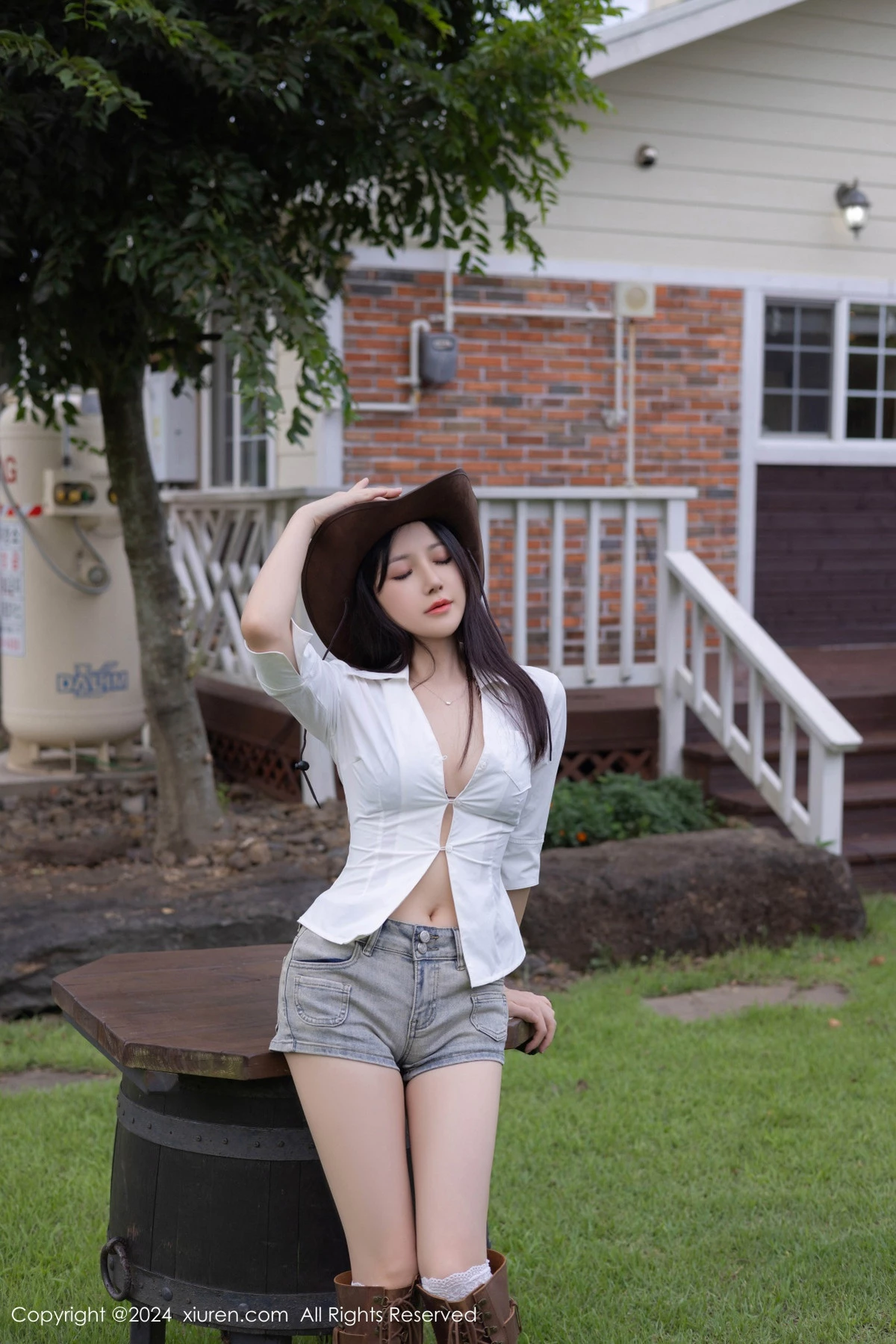 图片[24]-[XiuRen秀人网]第9166期鱼子酱写真-秀人集