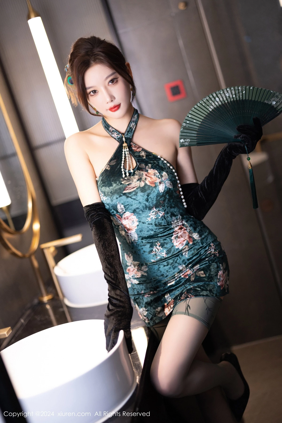 图片[5]-[XiuRen秀人网]第9165期杨晨晨写真-秀人集