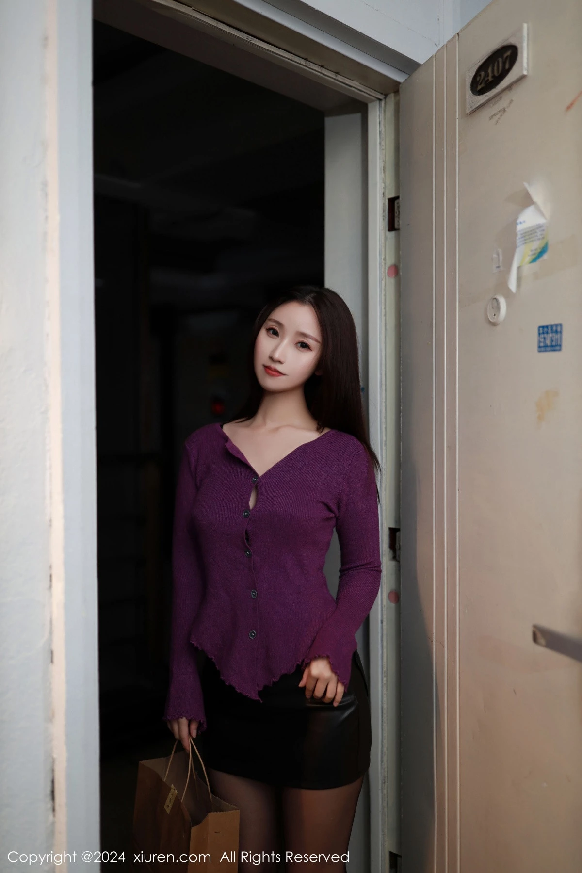 图片[4]-[XiuRen秀人网]第9046期杏子写真-秀人集