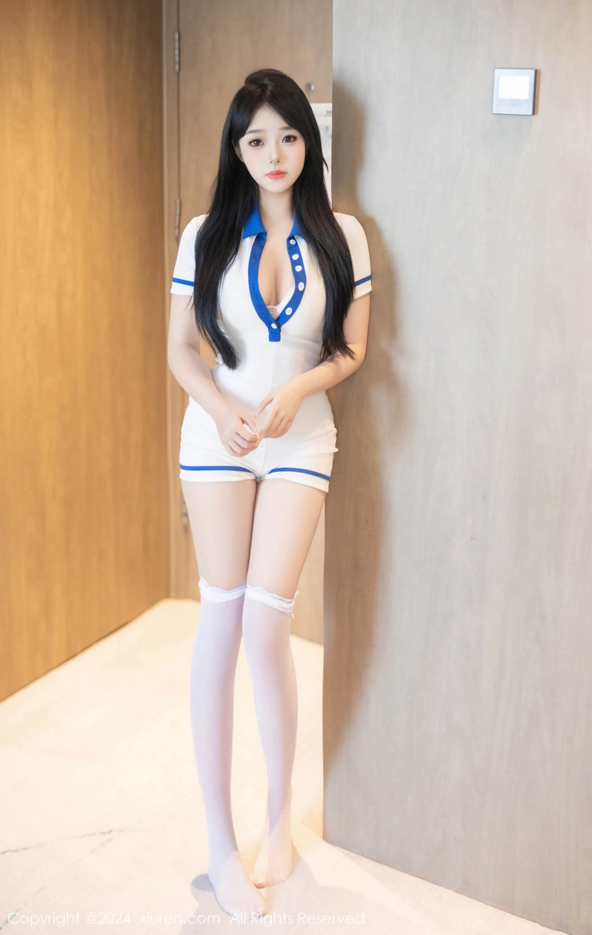 [XiuRen秀人网]第9056期黎秋秋写真-秀人集