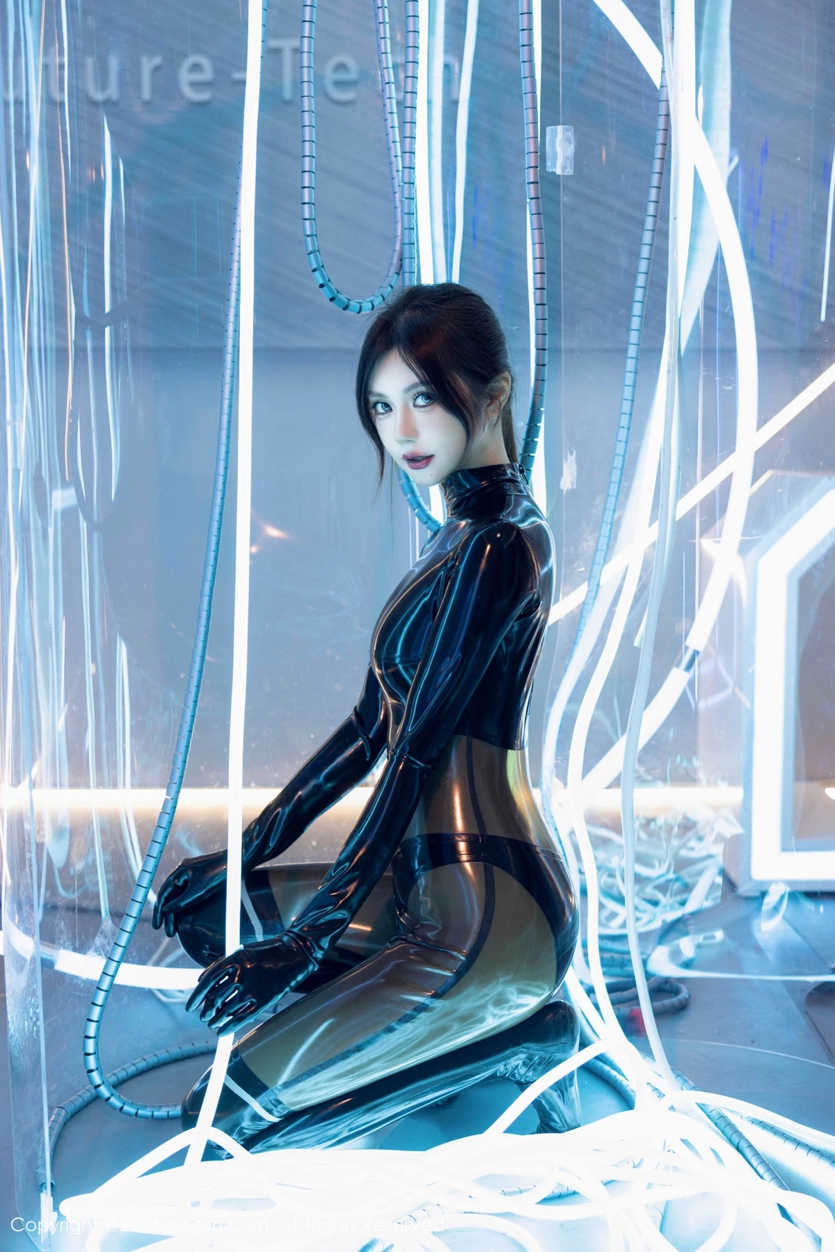 图片[16]-[XiuRen秀人网]第9235期绮里嘉写真-秀人集