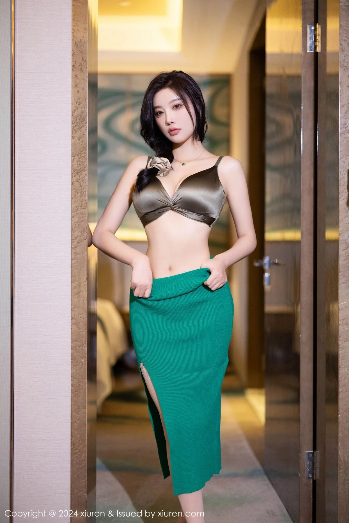 图片[37]-[XiuRen秀人网]第9313期杨晨晨写真-秀人集