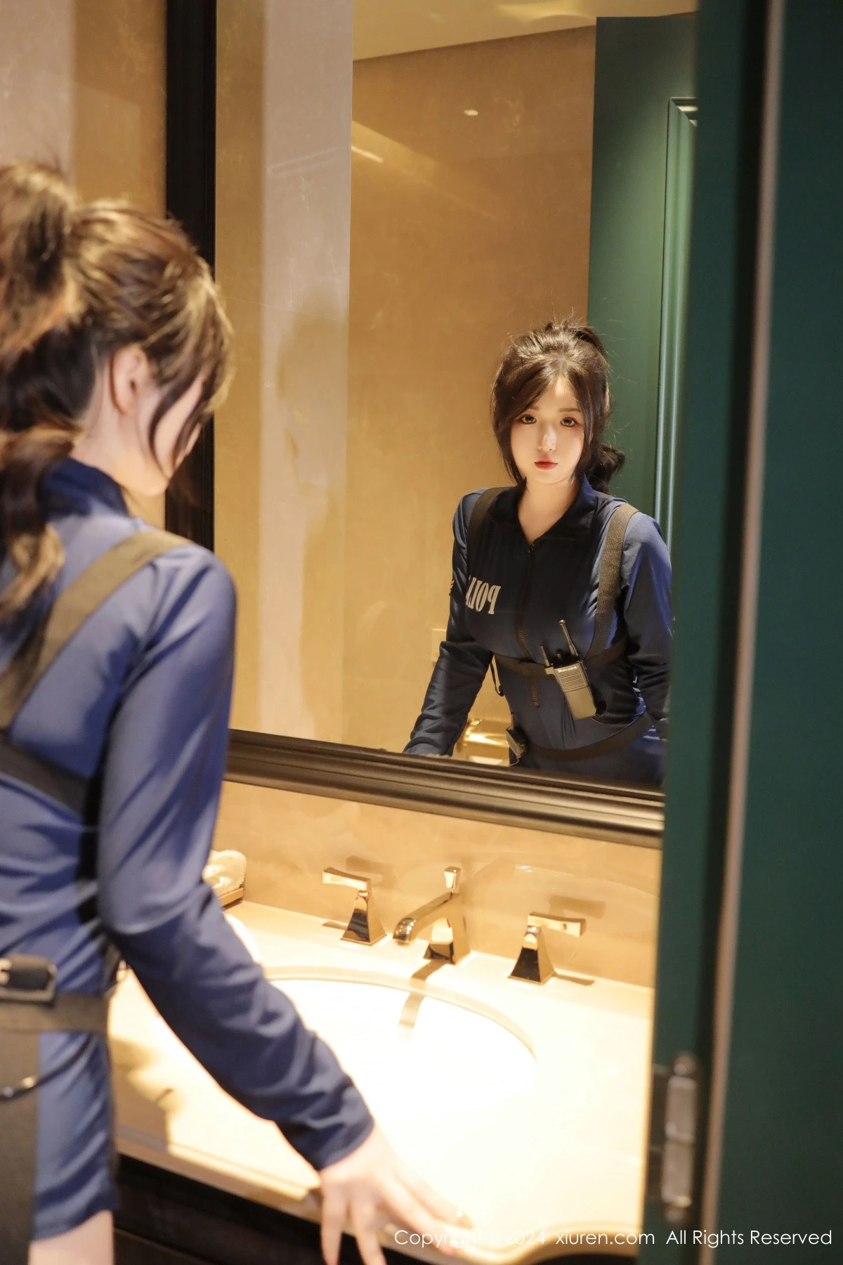 图片[4]-[XiuRen秀人网]第9326期陈小花写真-秀人集