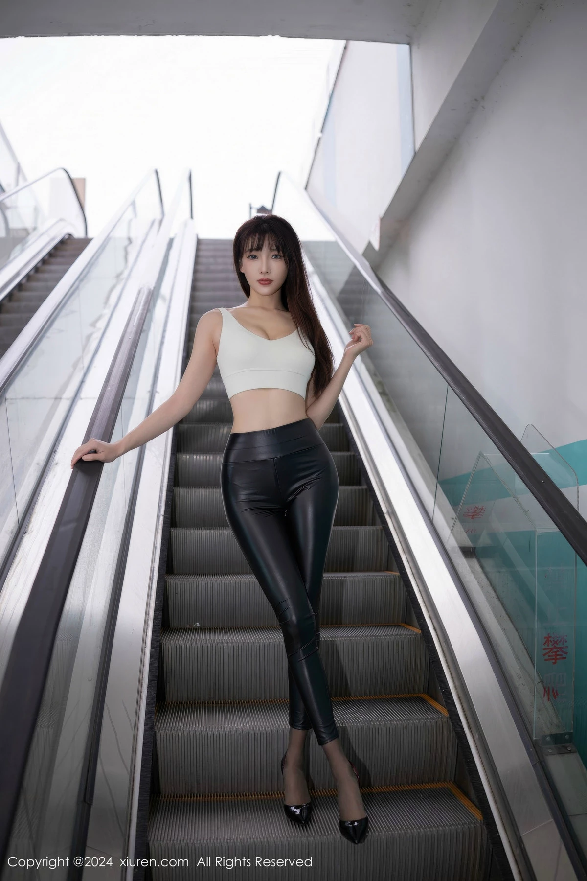 [XiuRen秀人网]第9377期陆萱萱写真-秀人集