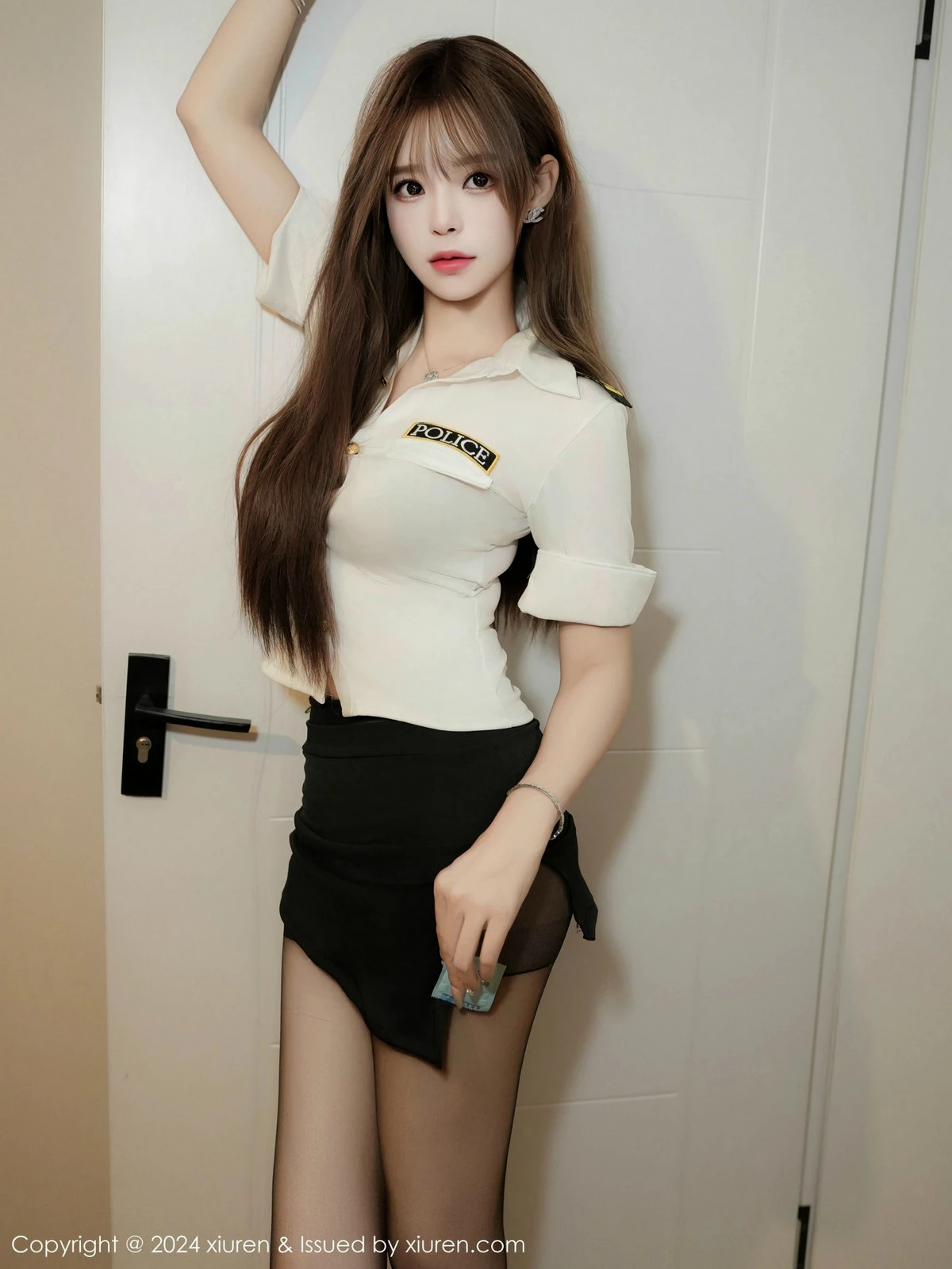 图片[15]-[XiuRen秀人网]第9378期菲菲吃不胖写真-秀人集