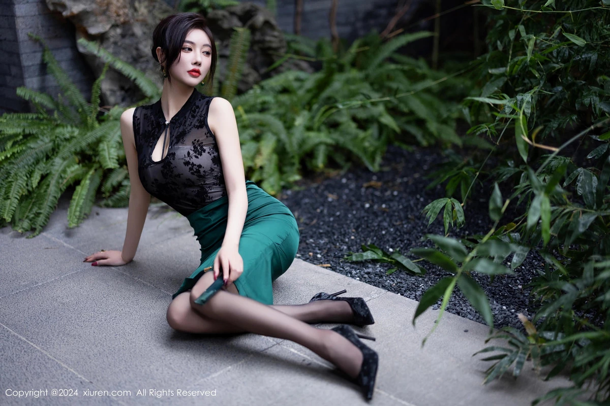 图片[24]-[XiuRen秀人网]第9384期杨晨晨写真-秀人集