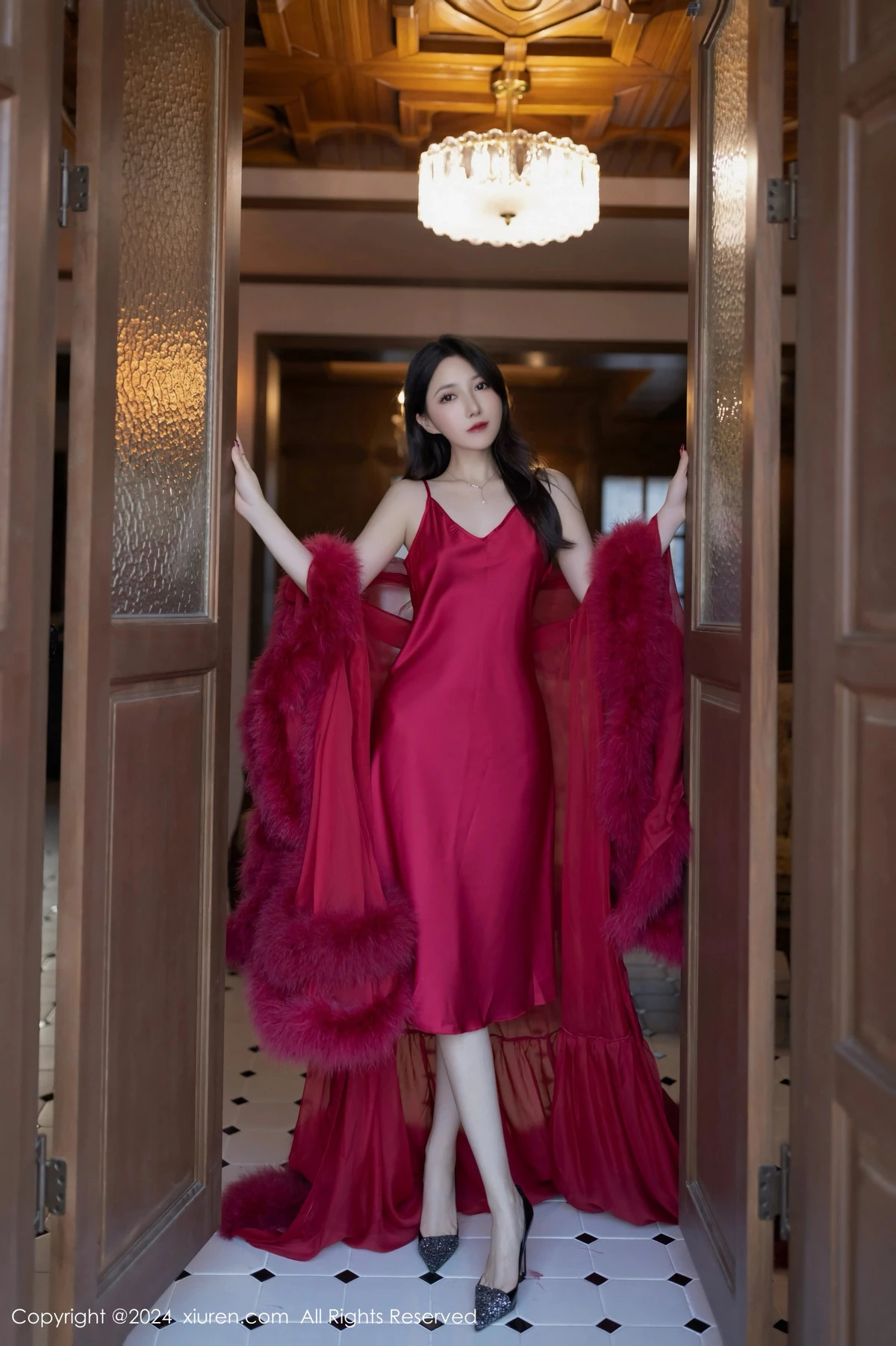 图片[4]-[XiuRen秀人网]第9422期鱼子酱写真-秀人集