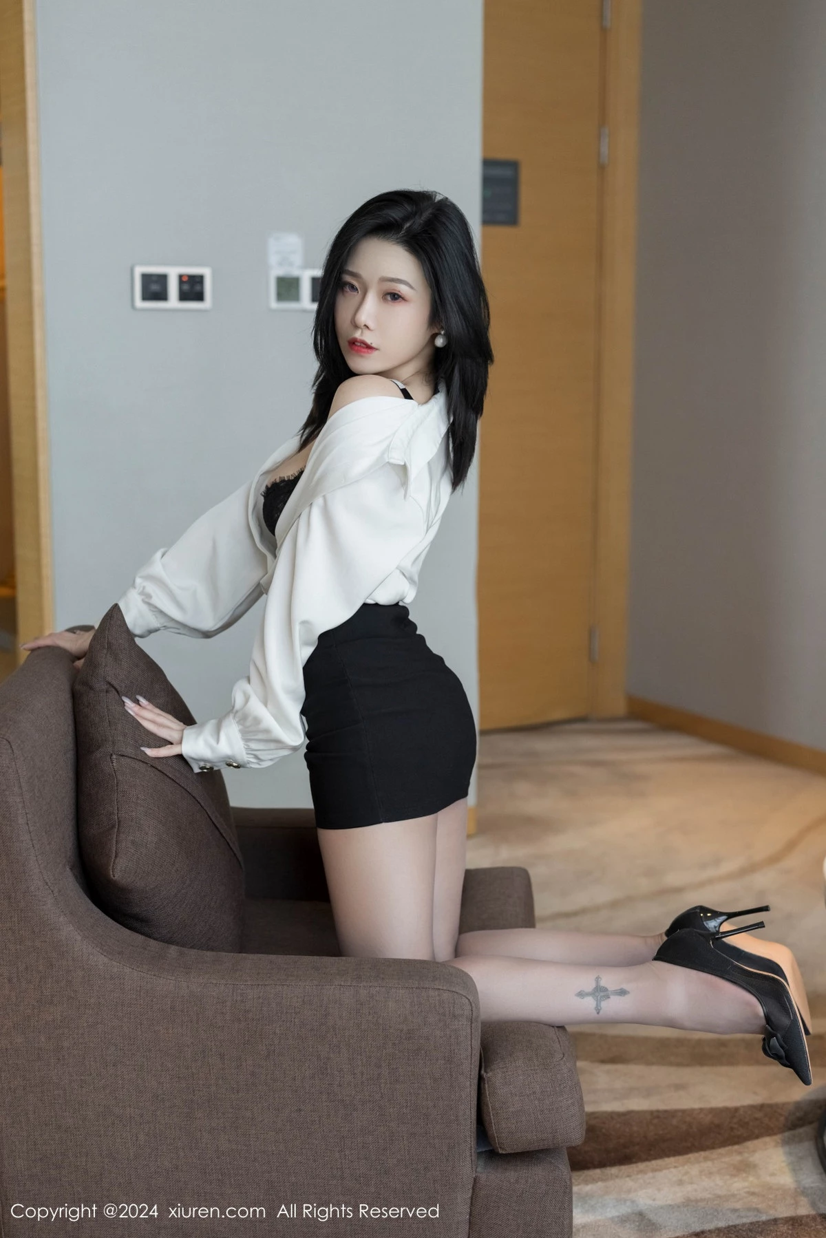 图片[9]-[XiuRen秀人网]第9329期本能写真-秀人集