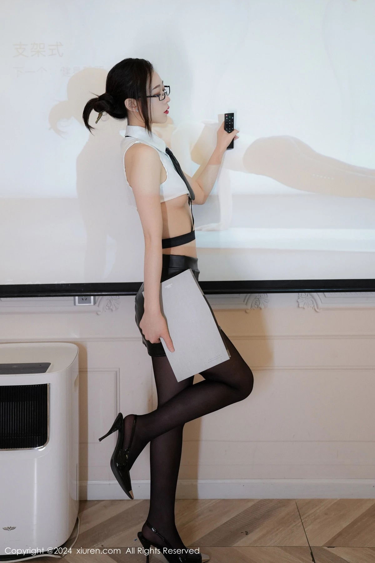 图片[11]-[XiuRen秀人网]第9353期糖糖写真-秀人集