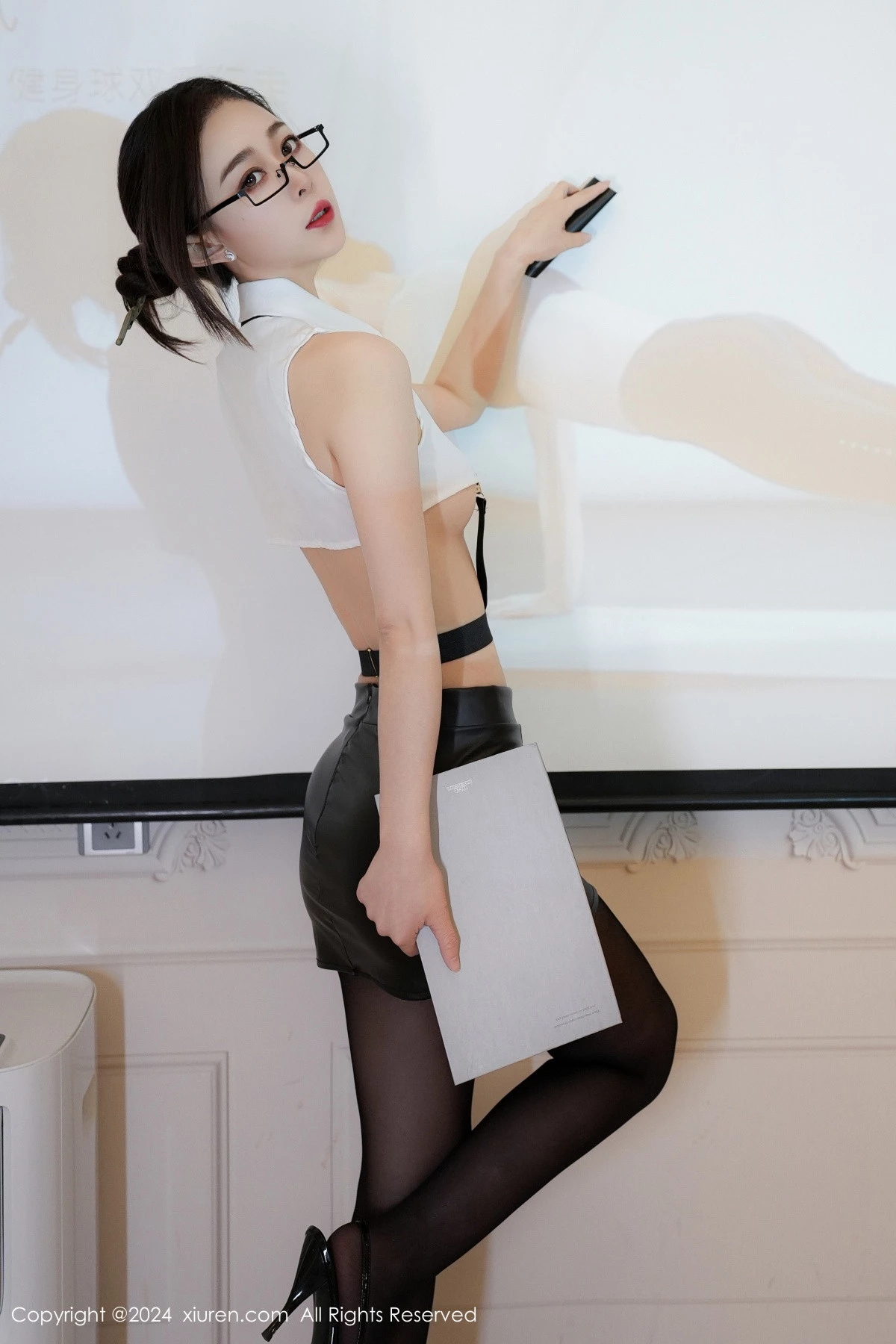 图片[12]-[XiuRen秀人网]第9353期糖糖写真-秀人集