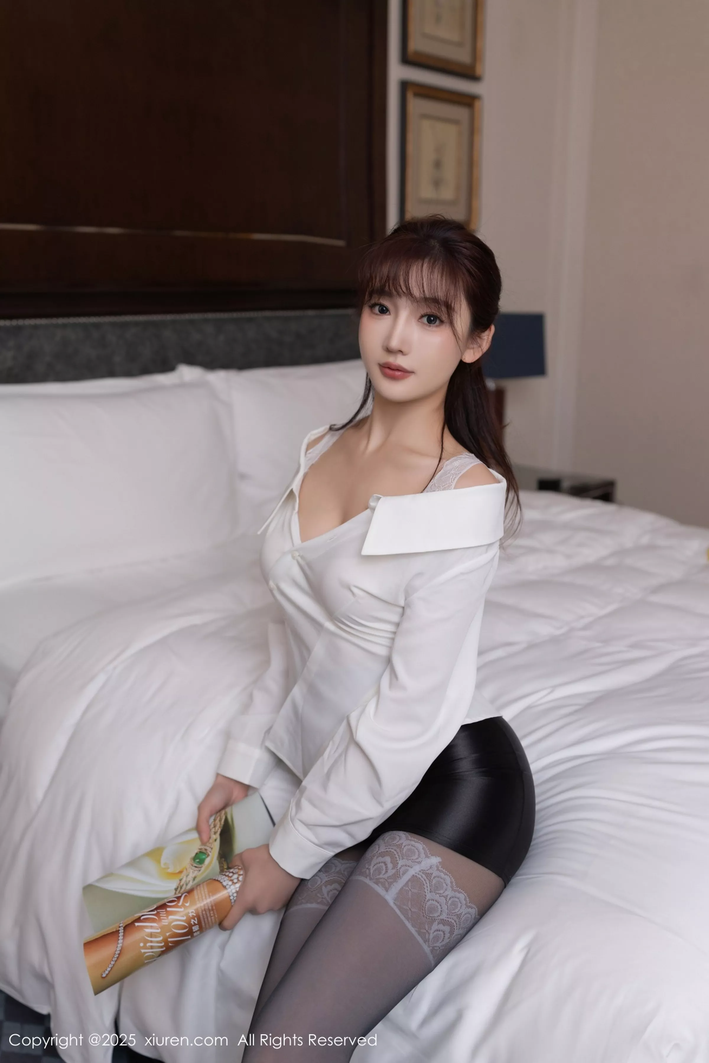 [XiuRen秀人网]第10166期陆萱萱写真-秀人集