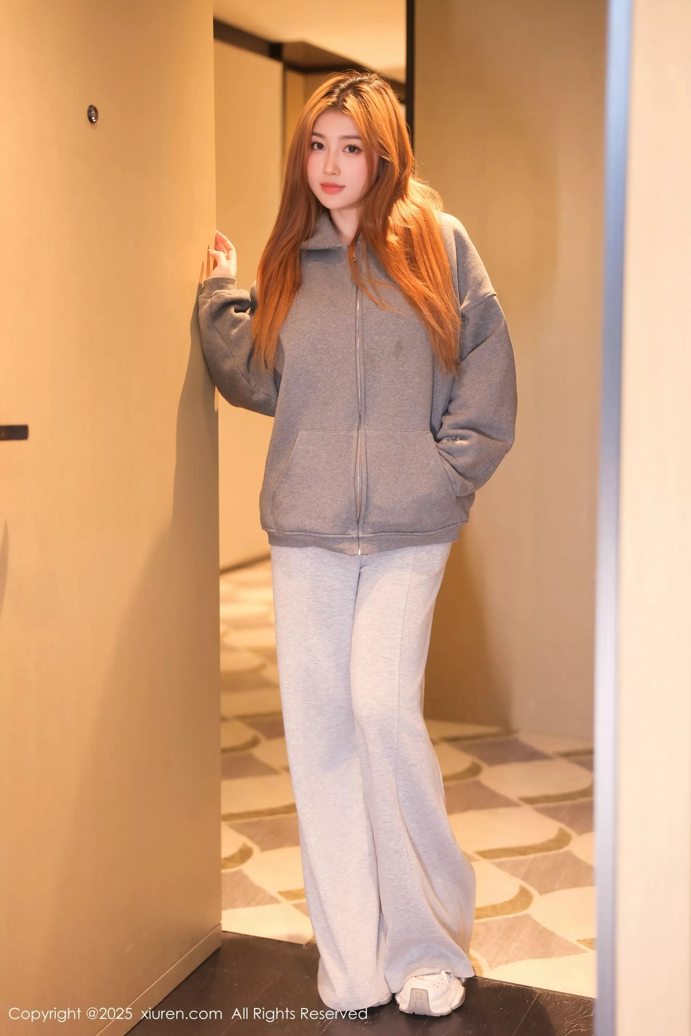 [XiuRen秀人网]第10253期麦当劳写真-秀人集