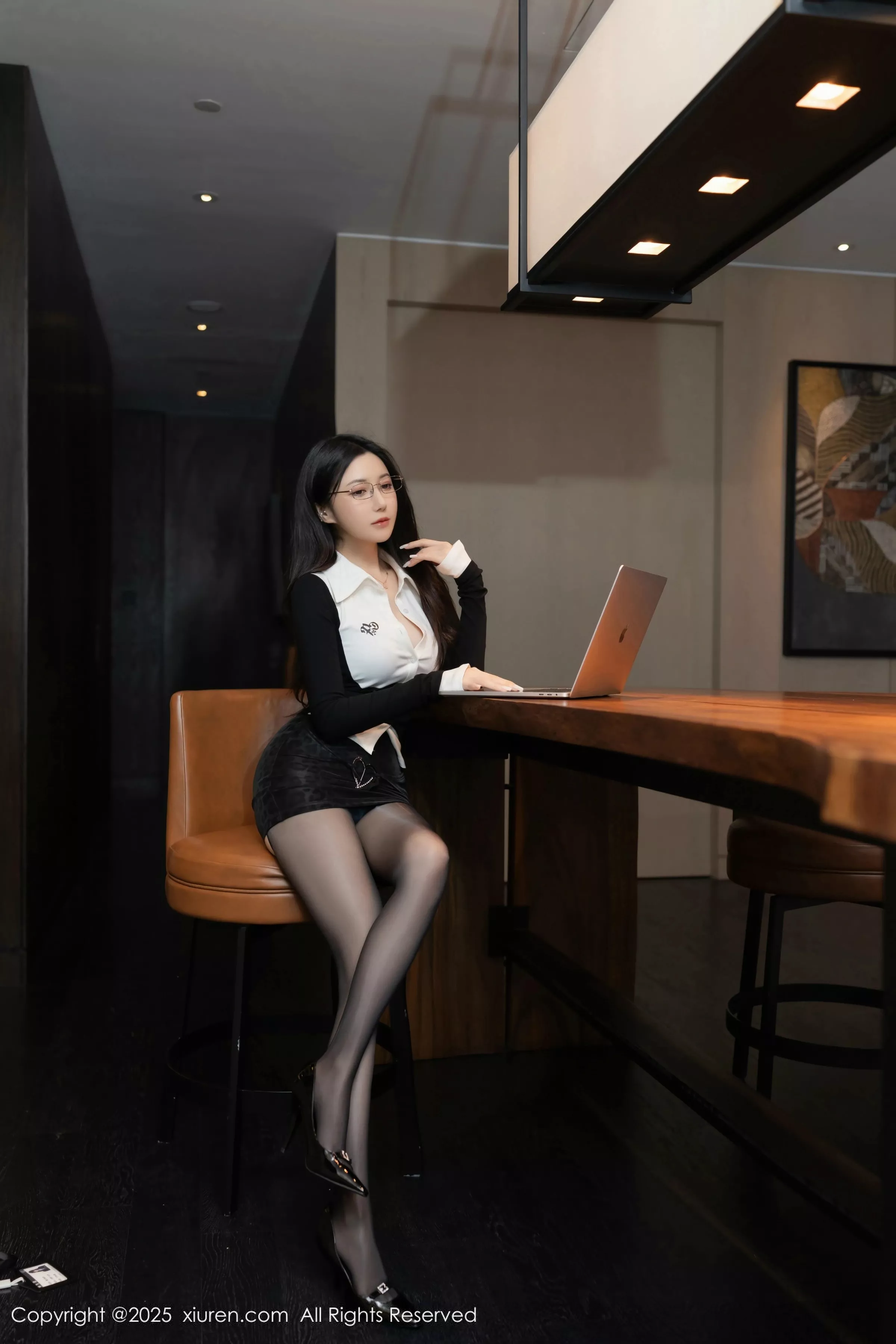 [XiuRen秀人网]第10353期鱼子酱写真-秀人集