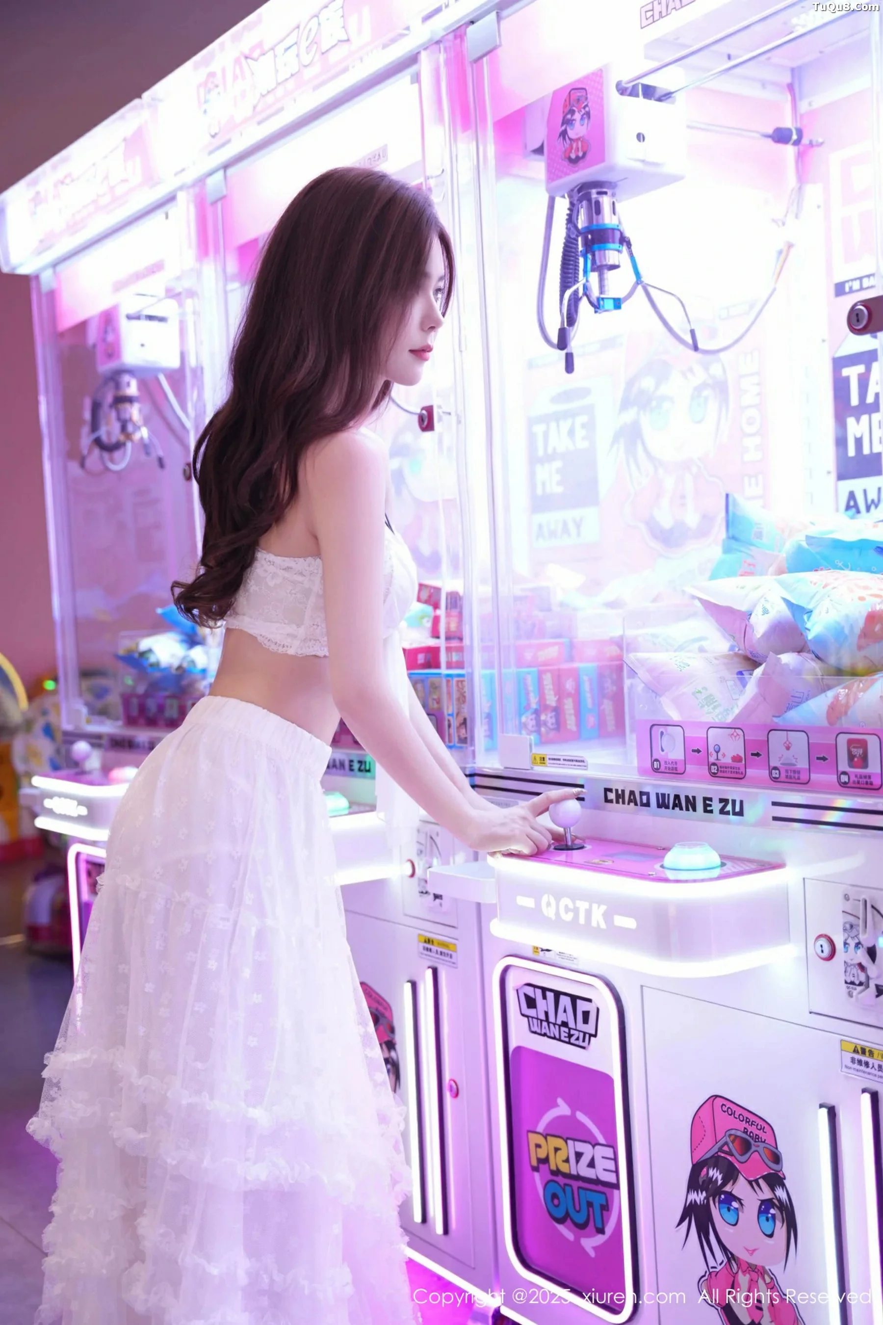 [XiuRen秀人网]第10791期拍黄瓜写真-秀人集