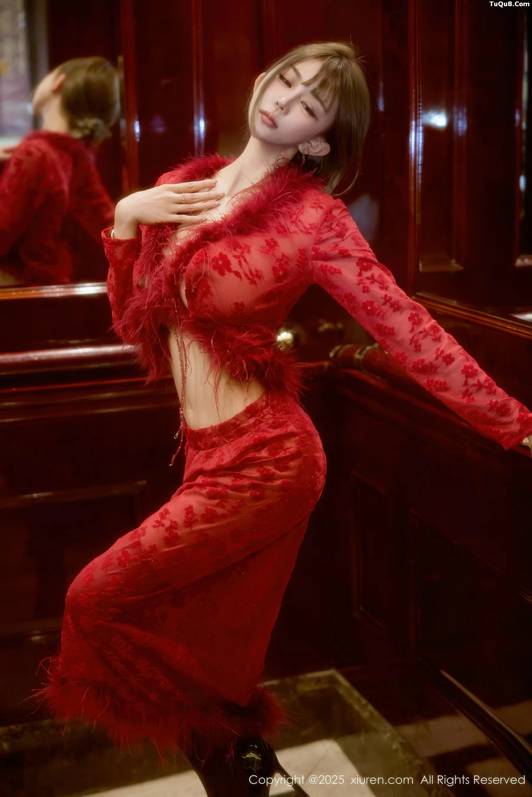 秀人集.com_[XiuRen秀人网]No.10848_模特Zoe柚柚性感红色复古服饰配超薄黑丝秀凹凸身材诱惑写真52P