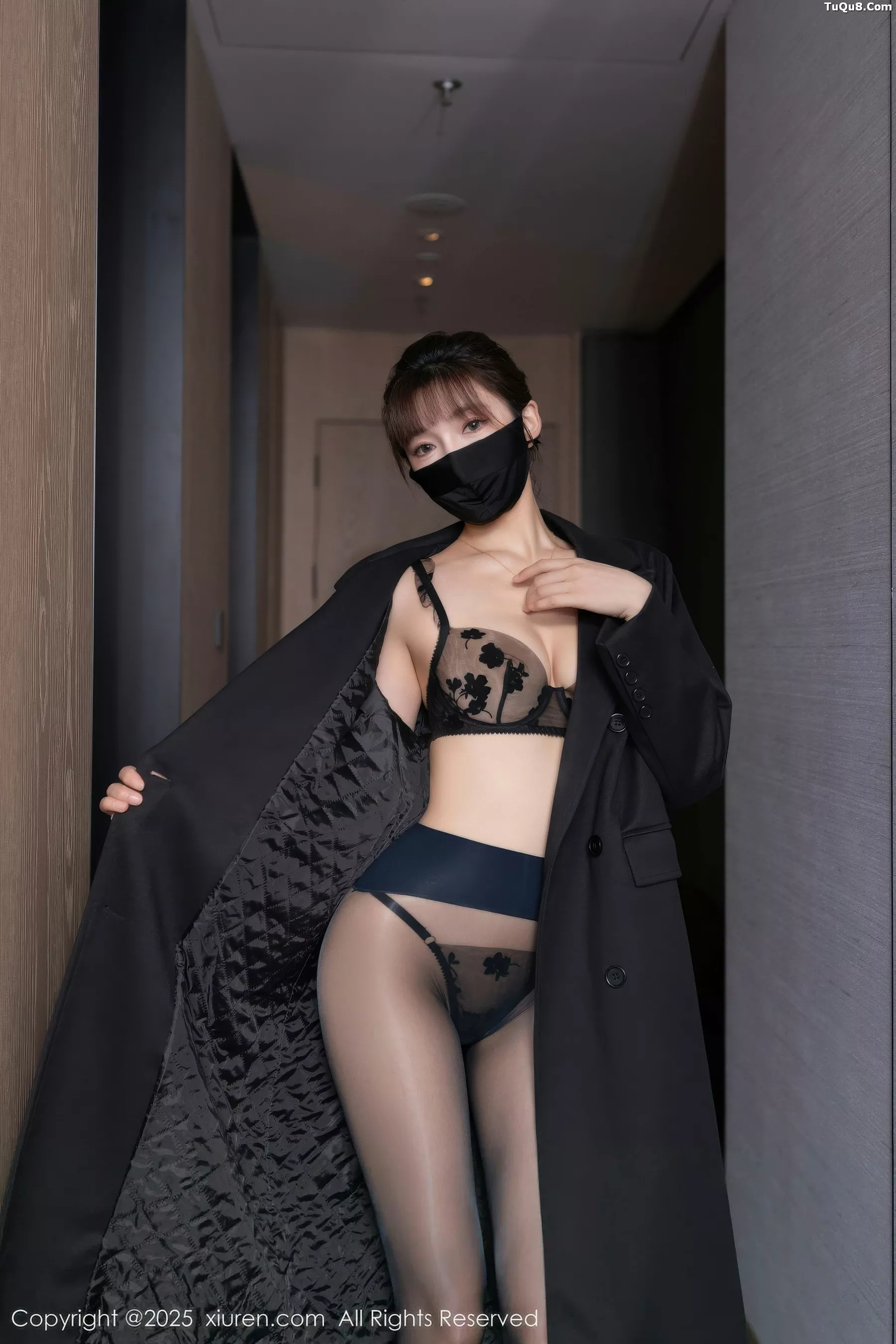 秀人集.com_[XiuRen秀人网]No.10880_模特陆萱萱性感黑色风衣露黑色蕾丝内衣配超薄黑丝极致魅惑写真77P