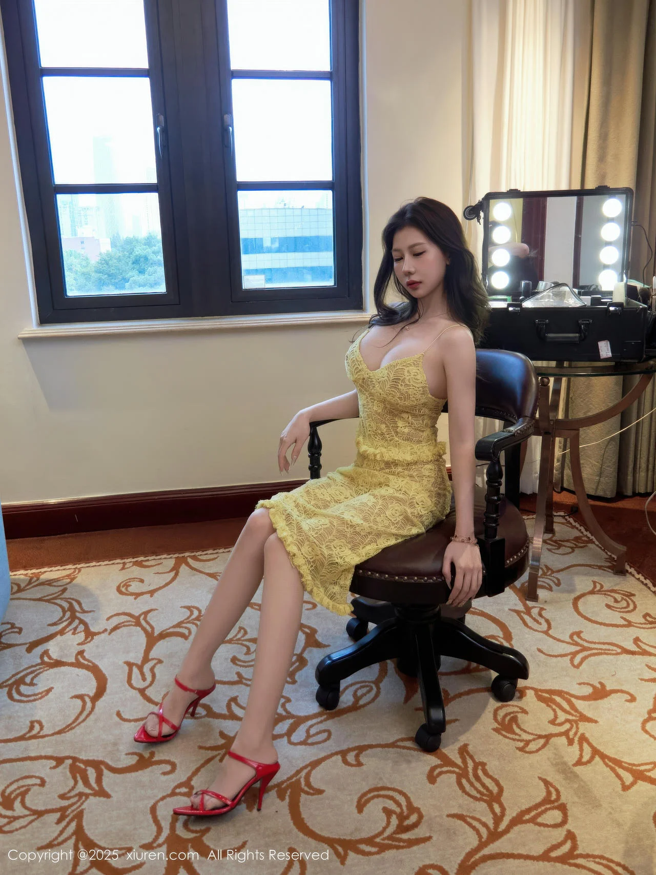 秀人集.com_[XiuRen秀人网]No.10879_模特尹甜甜sunny性感淡黄蕾丝裙配超薄肉色秀完美身材诱惑写真82P