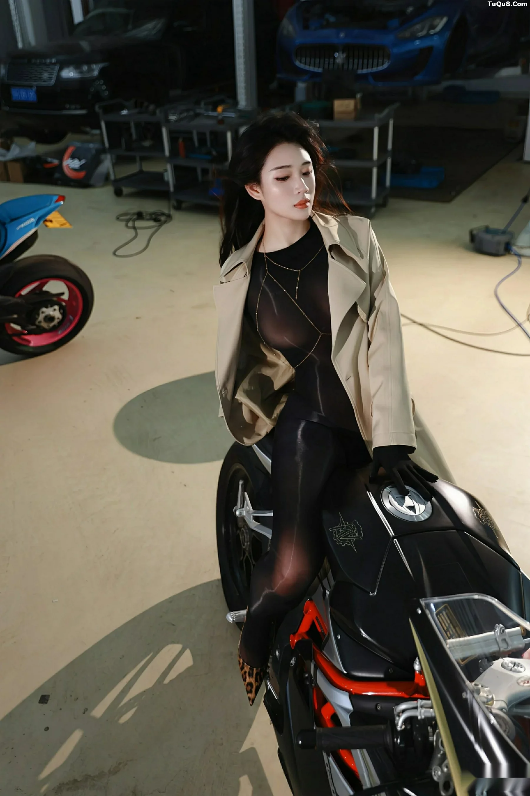 秀人集.com_[XiuRen秀人网]No.10788_模特南乔性感杏色风衣露薄透连体黑丝秀完美身材惹火诱惑写真82P