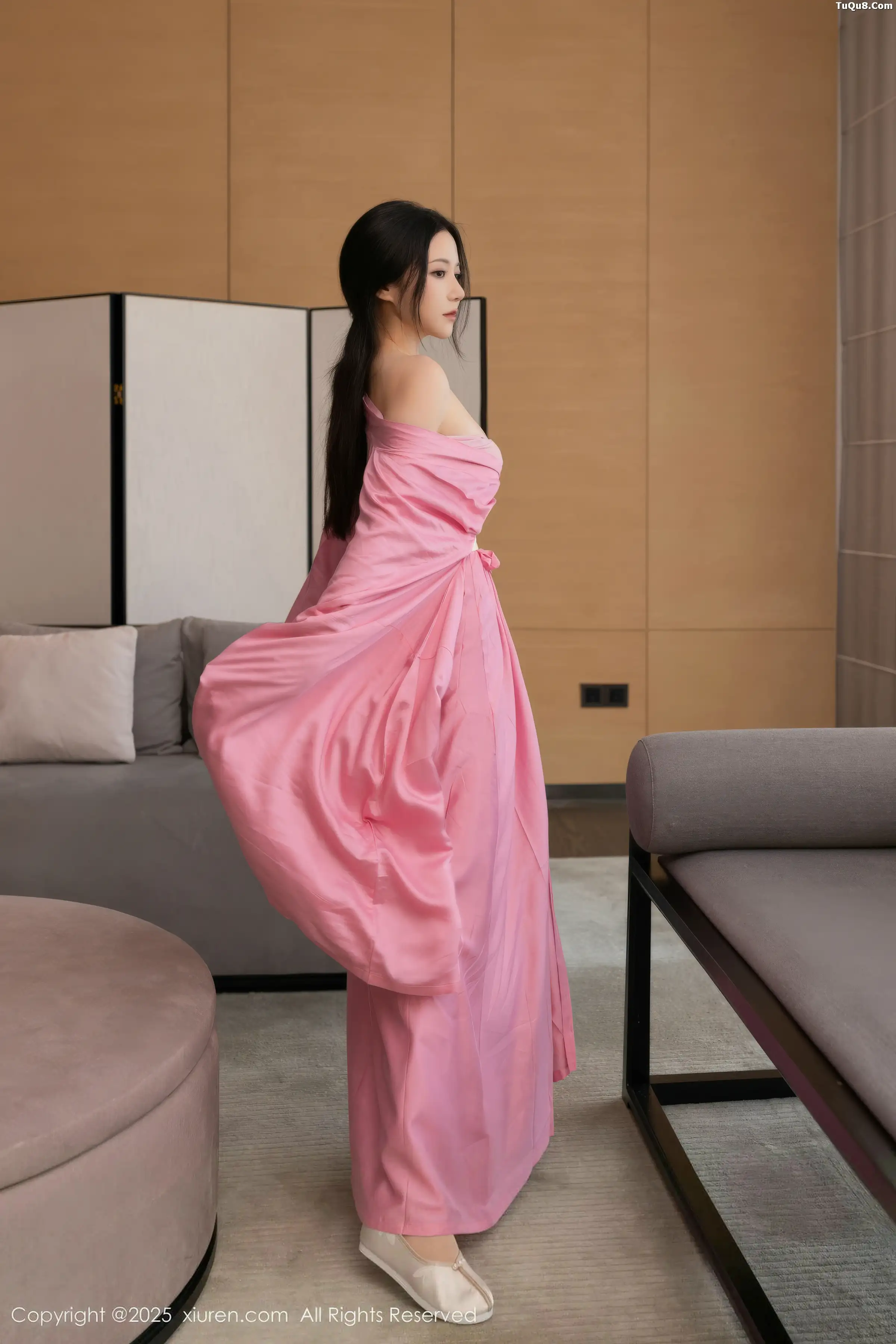 秀人集.com_[XiuRen秀人网]No.11049_模特鱼子酱Fish性感粉色月影纱配超薄肉丝秀曼妙身姿诱惑写真82P