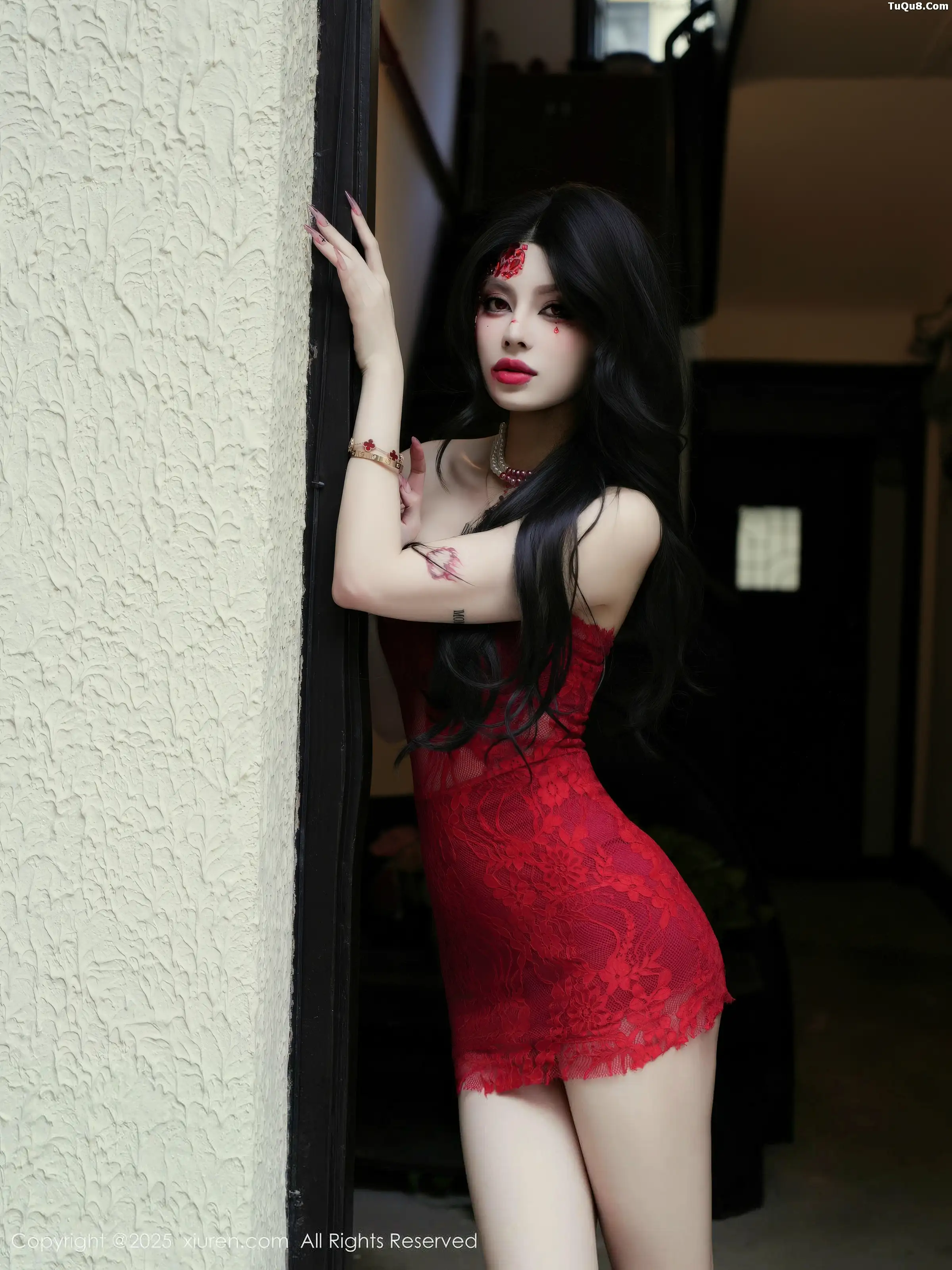 [XiuRen秀人网]第11032期四月月写真-秀人集