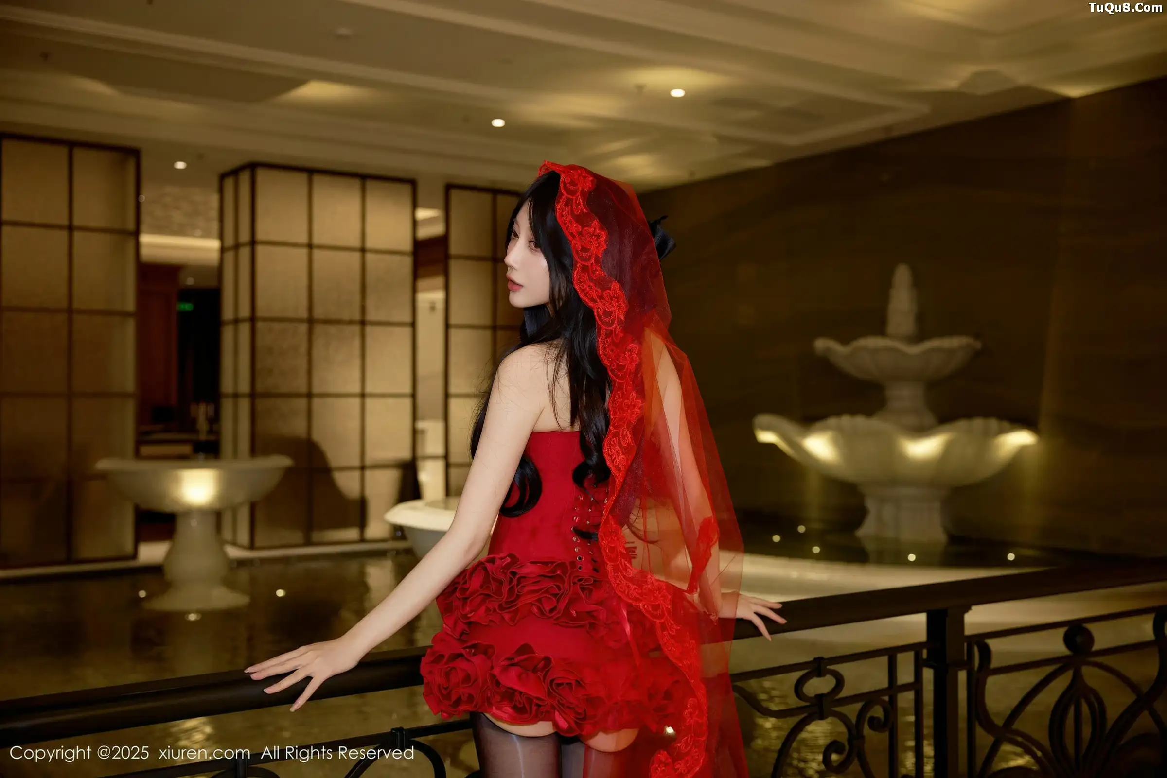 秀人集.com_[XiuRen秀人网]No.11136_模特玥儿玥er圣诞主题性感红色连衣短裙配开档黑丝秀美腿诱惑写真78P