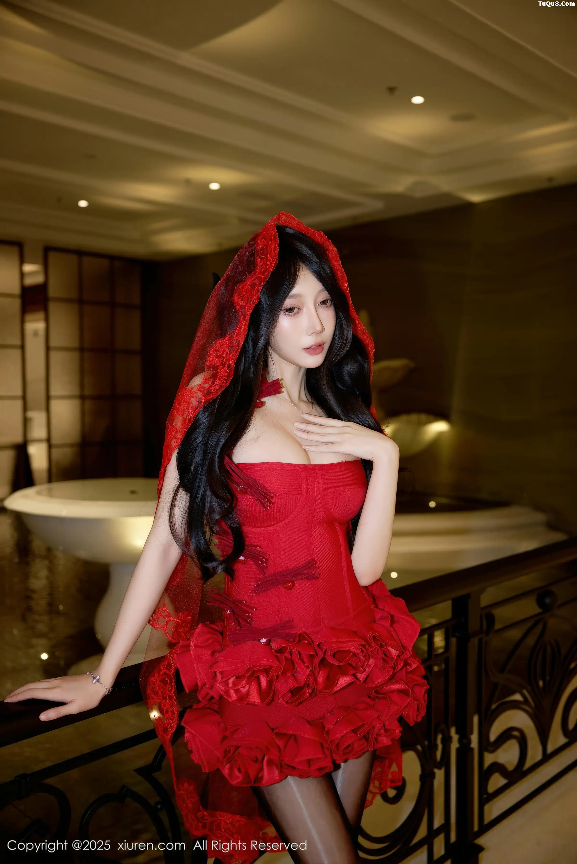 秀人集.com_[XiuRen秀人网]No.11136_模特玥儿玥er圣诞主题性感红色连衣短裙配开档黑丝秀美腿诱惑写真78P