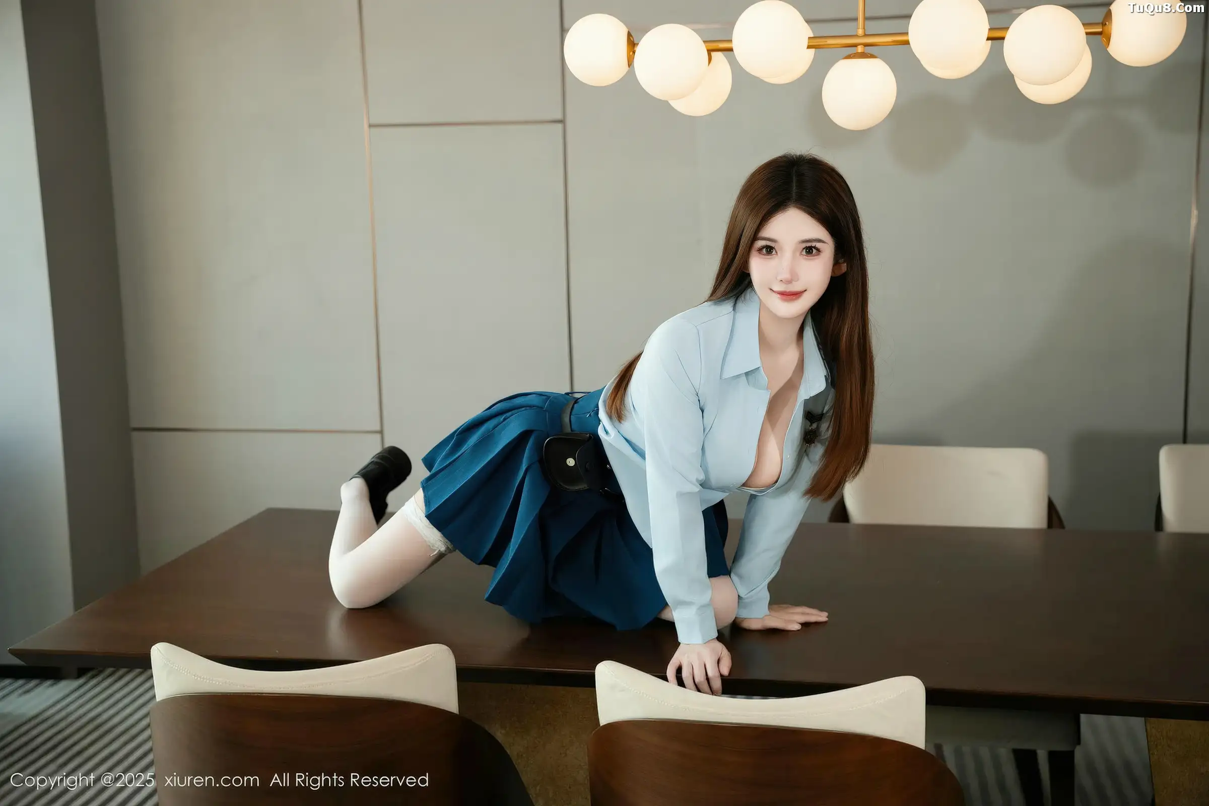 秀人集.com_[XiuRen秀人网]No.11141_模特苏甜橙子性感JK制服短裙配白色丝袜秀凹凸身材撩人诱惑写真50P