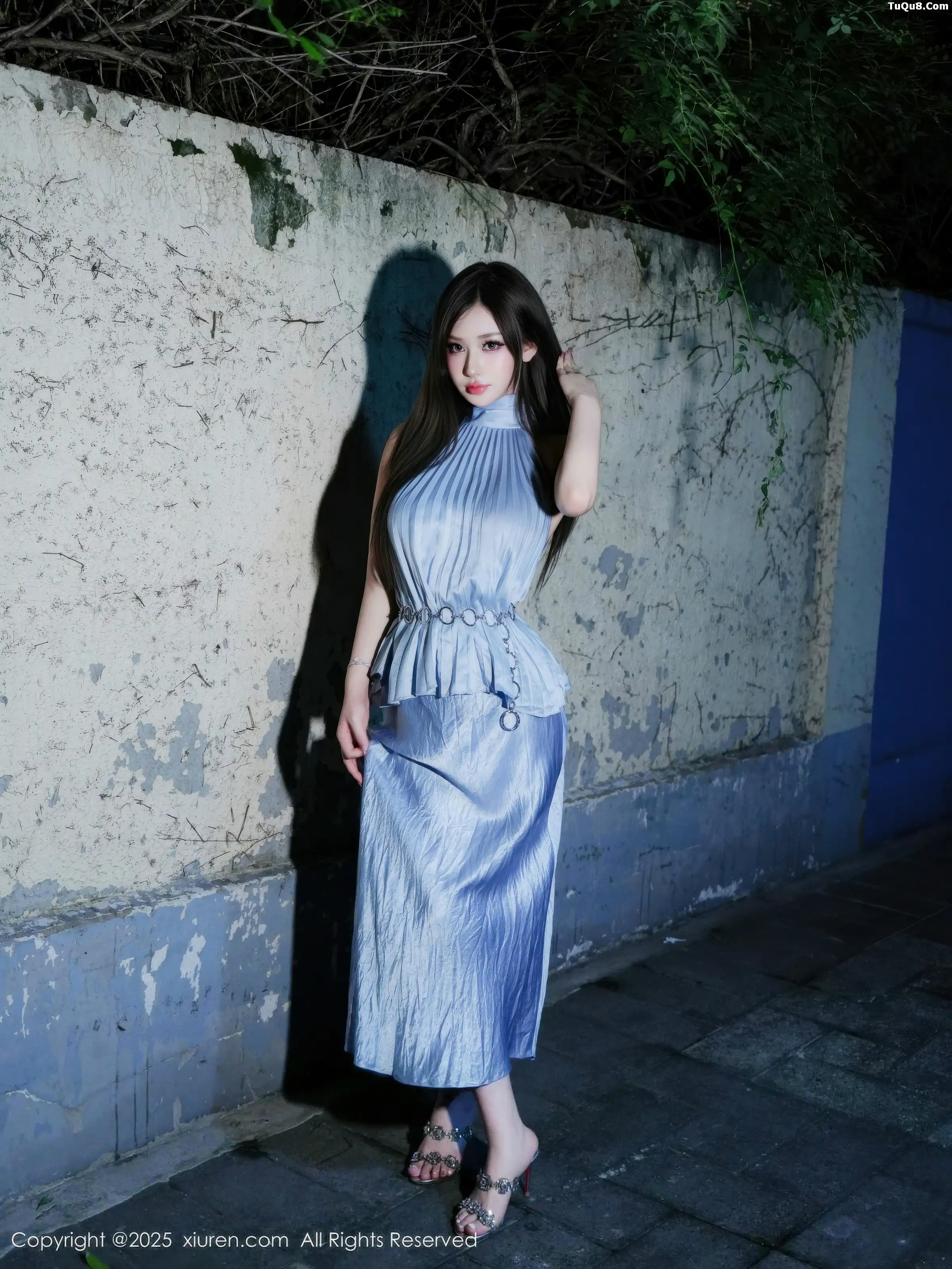 秀人集.com_[XiuRen秀人网]No.11153_模特蕾蕾醒了没性感黑色情趣内衣配魅惑黑丝秀丰腴身材诱惑写真77P